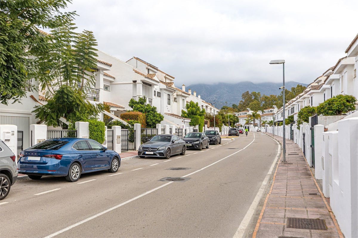 Stadswoning met 2 slaapkamers in Nueva Andalucía in Nueva Andalucía - foto 4