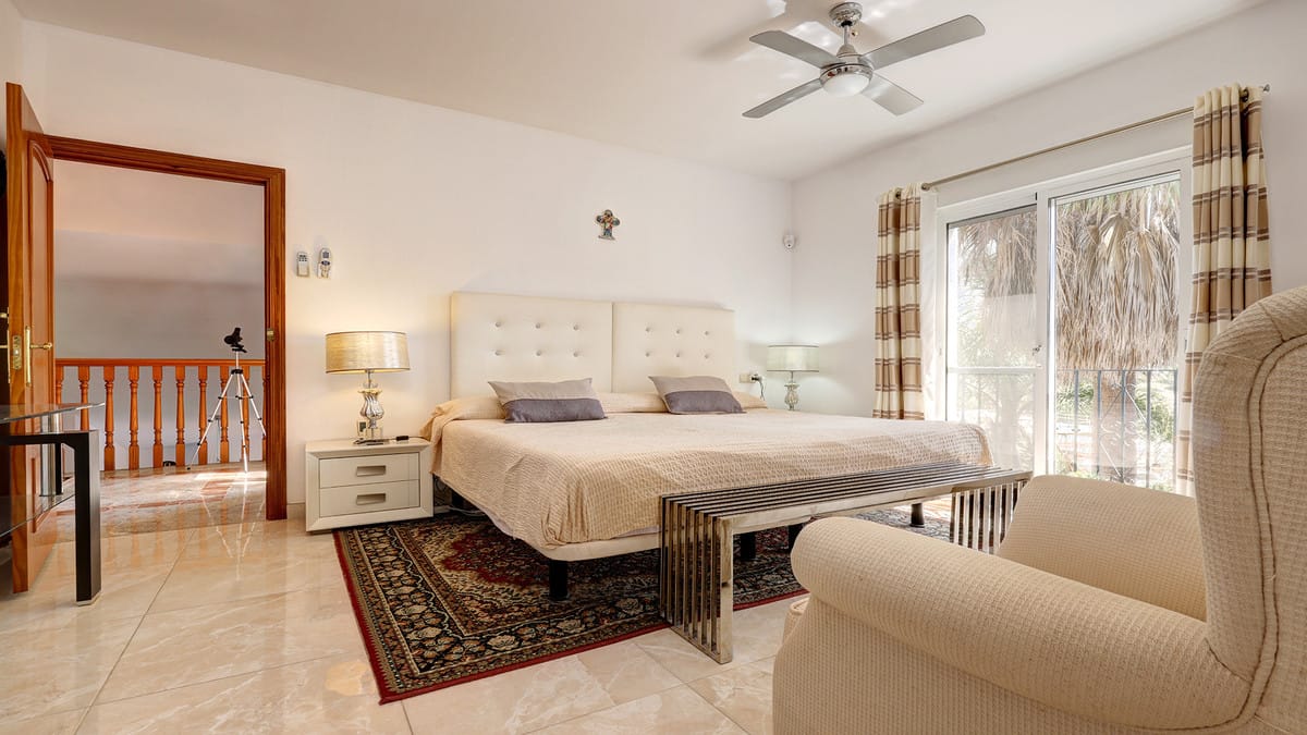 5 bedroom House in Casares in Casares - foto 19