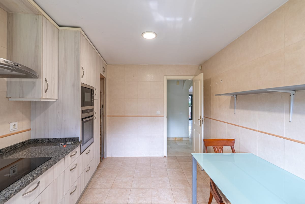 4-slaapkamerwoning in Estepona in Estepona - foto 12