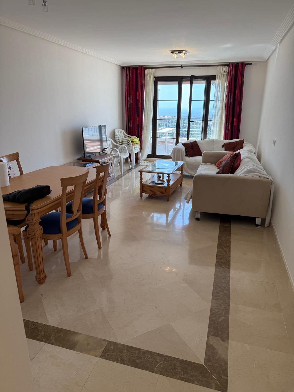 2 bedroom Apartment in Benahavís in Benahavís - foto 4