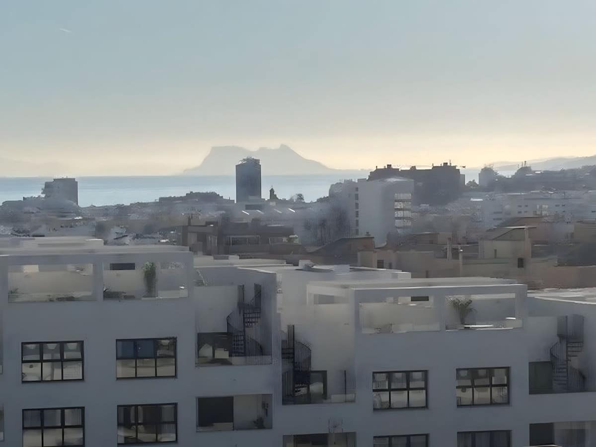 2 bedroom Apartment in Estepona in Estepona - foto 8