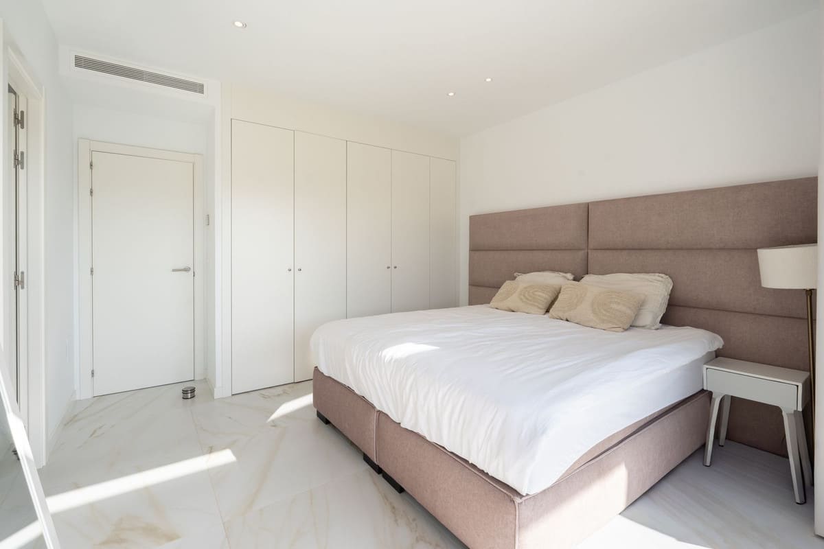 4-slaapkamer villa in Oasis 22, Selwo – New Golden Mile, Estepona in Selwo - foto 13