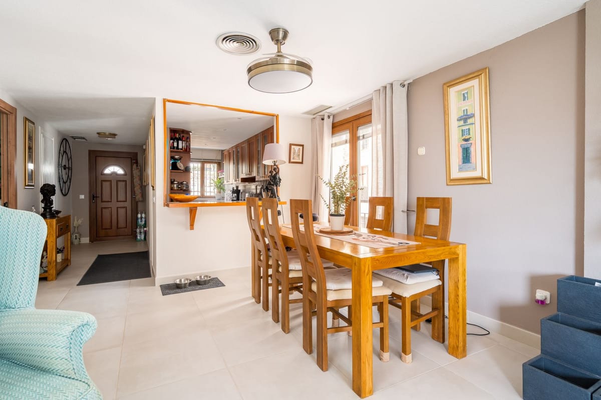 Penthouse duplex met zeezicht en drie slaapkamers in La Duquesa in La Duquesa - foto 17