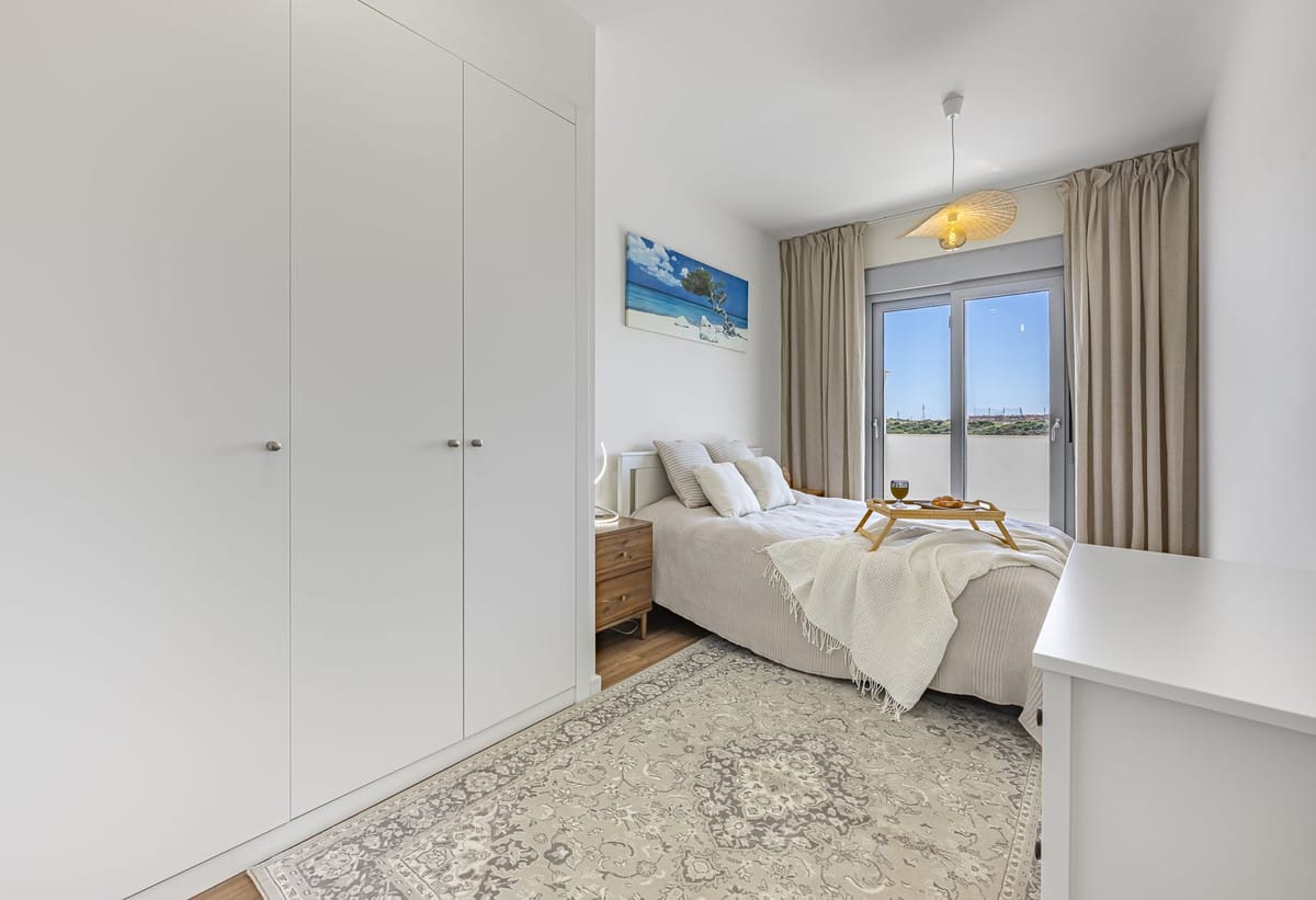 2 bedroom Apartment in Estepona in Estepona - foto 13