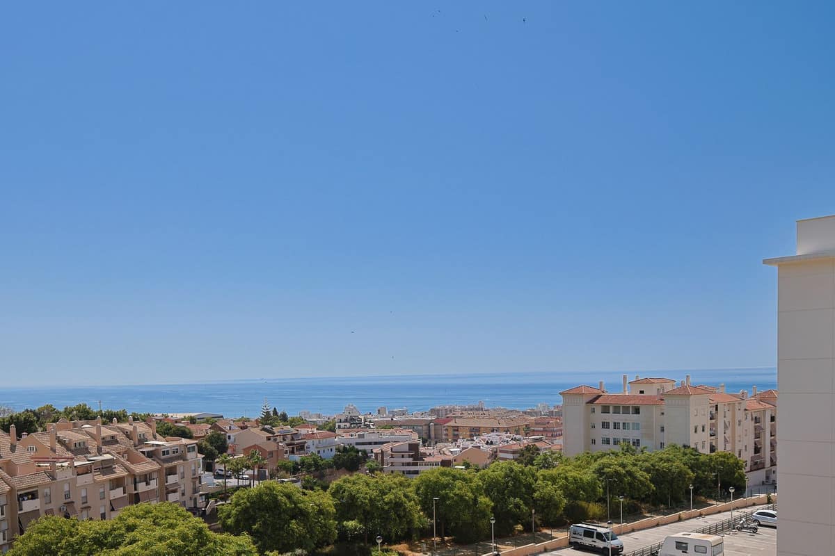 2 bedroom Apartment in Arroyo De La Miel in Arroyo de la Miel - foto 5