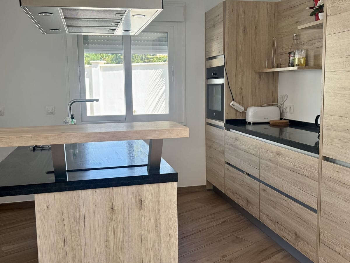 4-slaapkamer villa met zeezicht in Estepona in Estepona - foto 15