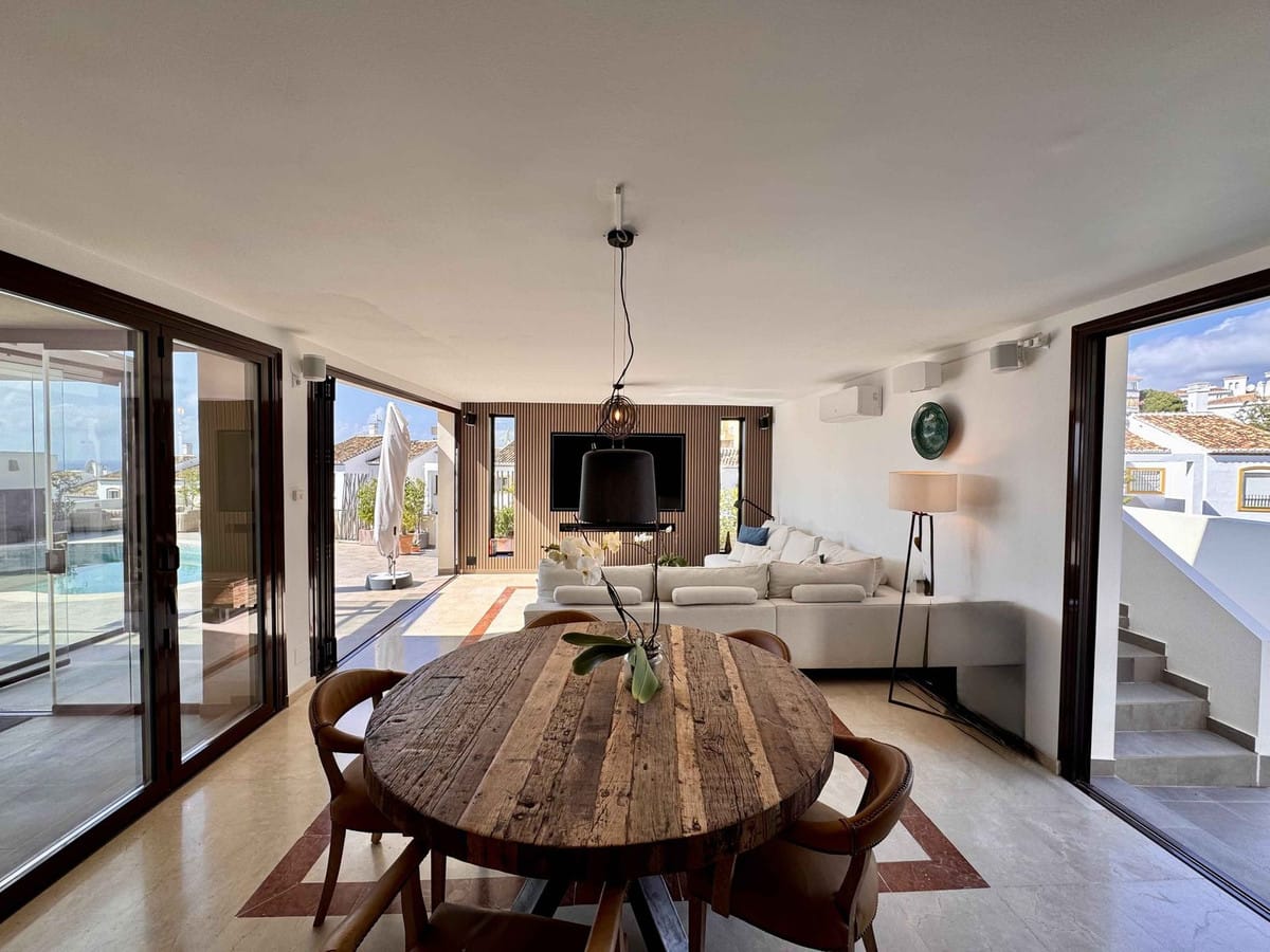 Villa met vijf slaapkamers in Riviera del Sol in Riviera del Sol - foto 16