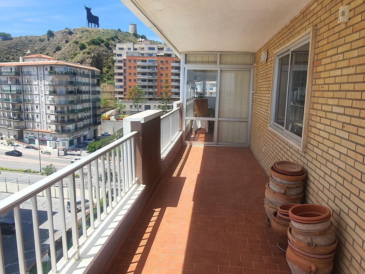 Drie-slaapkamer appartement aan de eerste lijn strand in Fuengirola in Fuengirola - foto 2