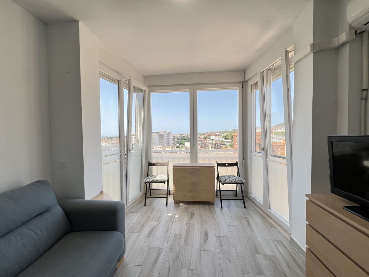 1 bedroom Apartment in Torremolinos in Torremolinos - foto 20
