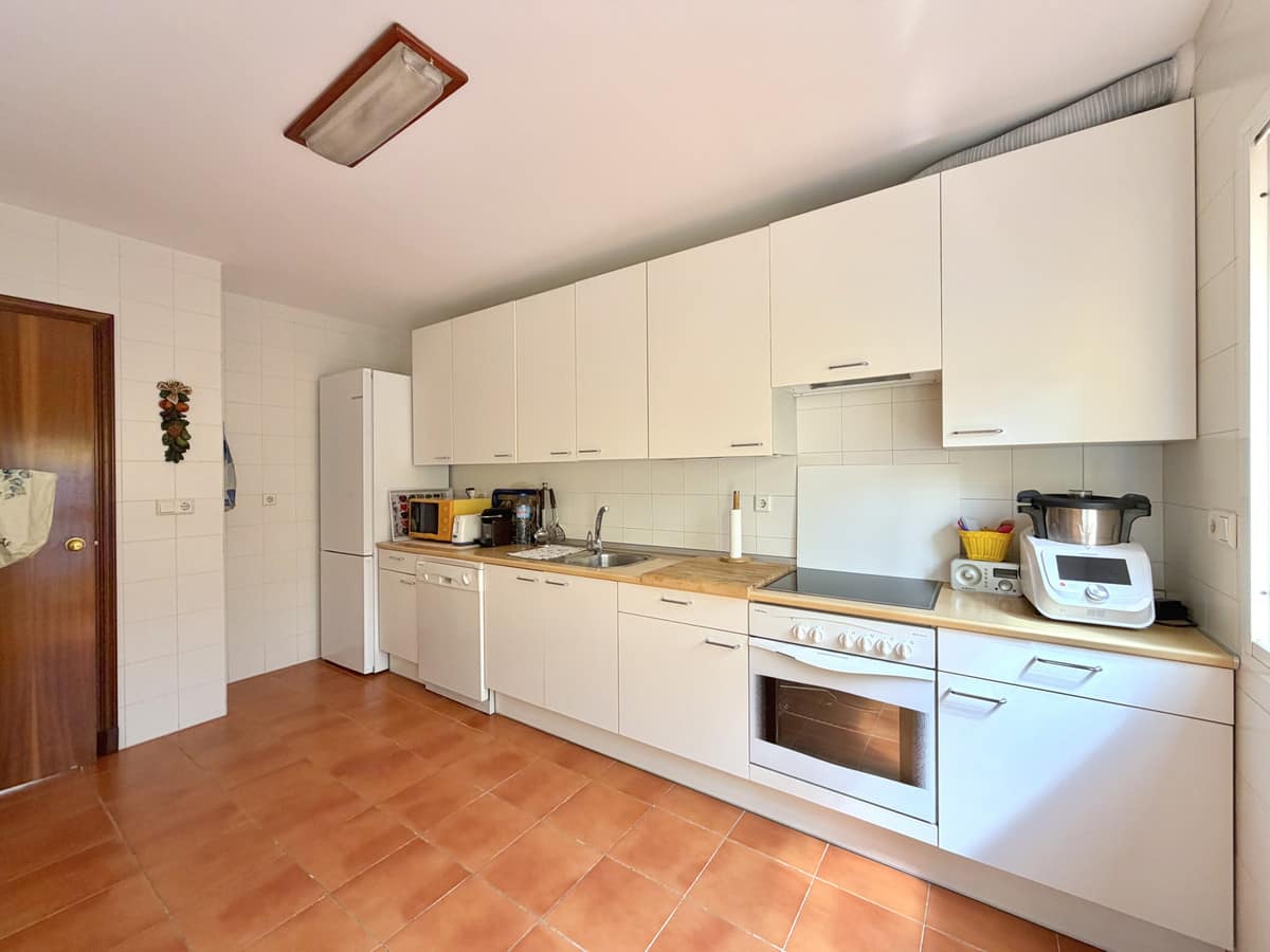4 bedroom House in Cancelada in Cancelada - foto 9