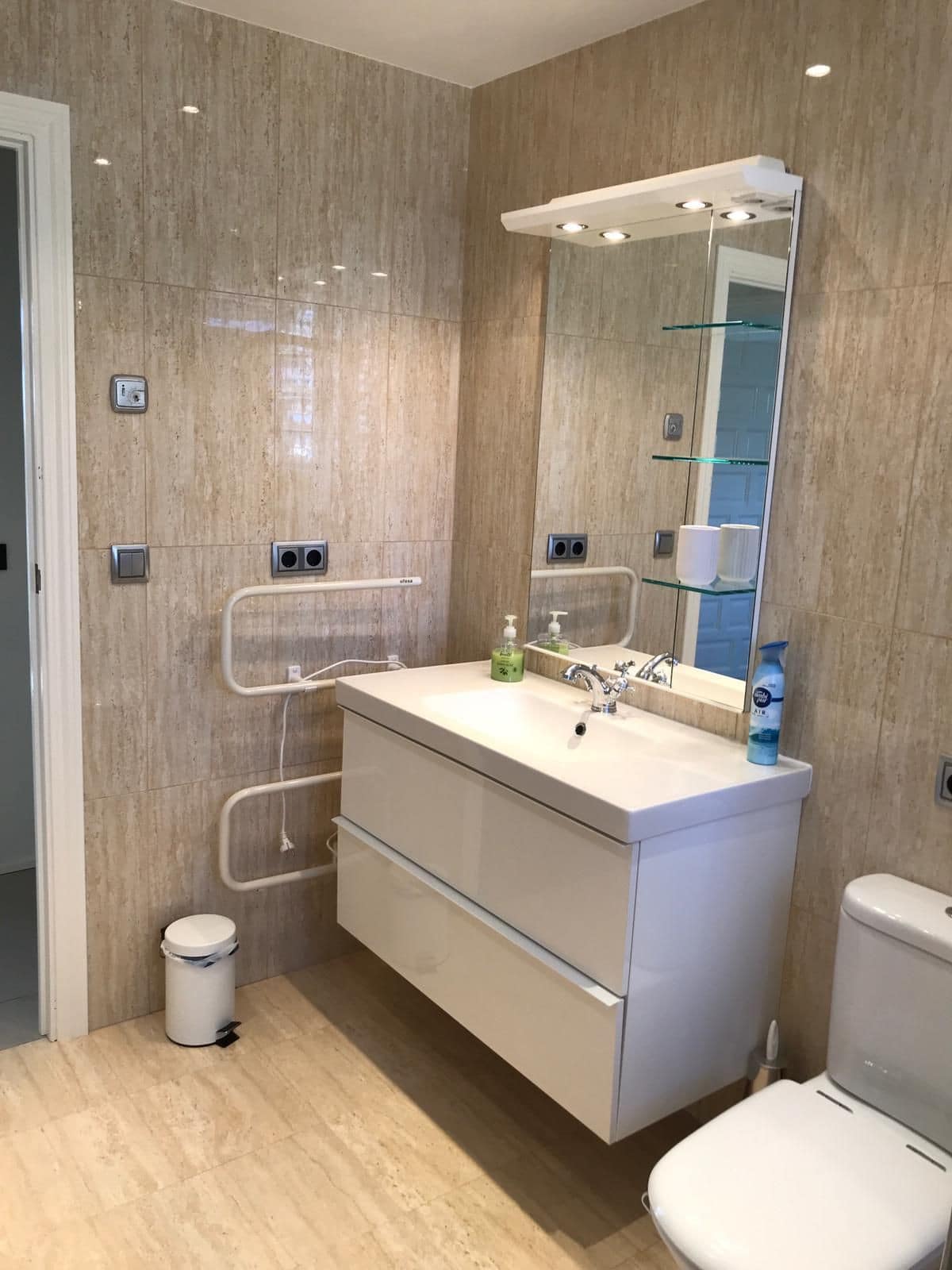 4-slaapkamer vrijstaande villa in Sierrezuela, Costa del Sol in Sierrezuela - foto 5