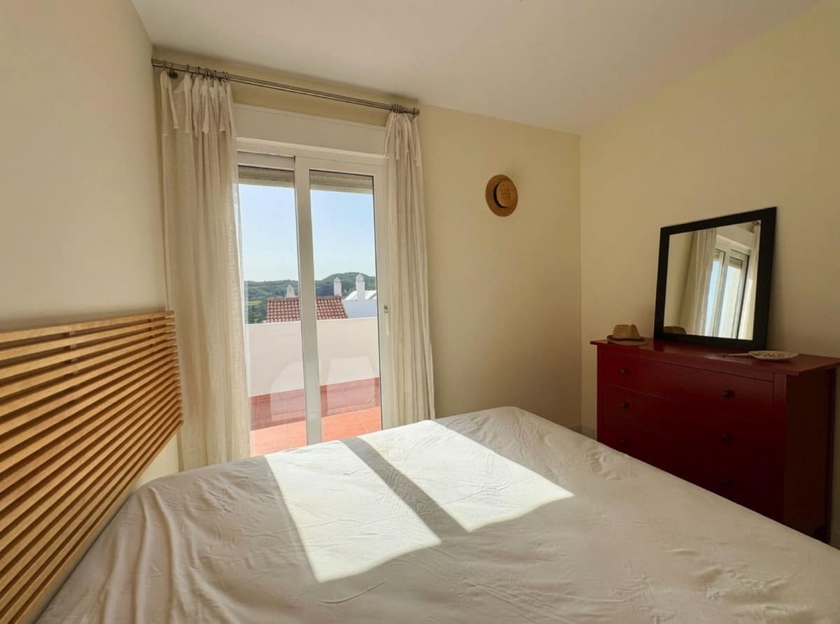 Frontline Golf duplex penthouse met panoramisch zeezicht – Valle Romano, Estepona in Valle Romano - foto 14