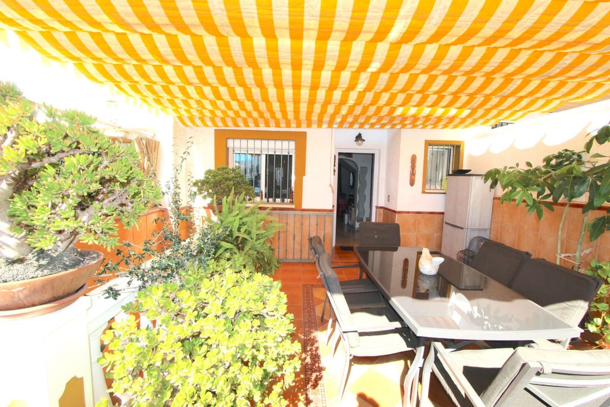 5-slaapkamer stadswoning in Marbella met onafhankelijk studio-appartement in Marbella - foto 11