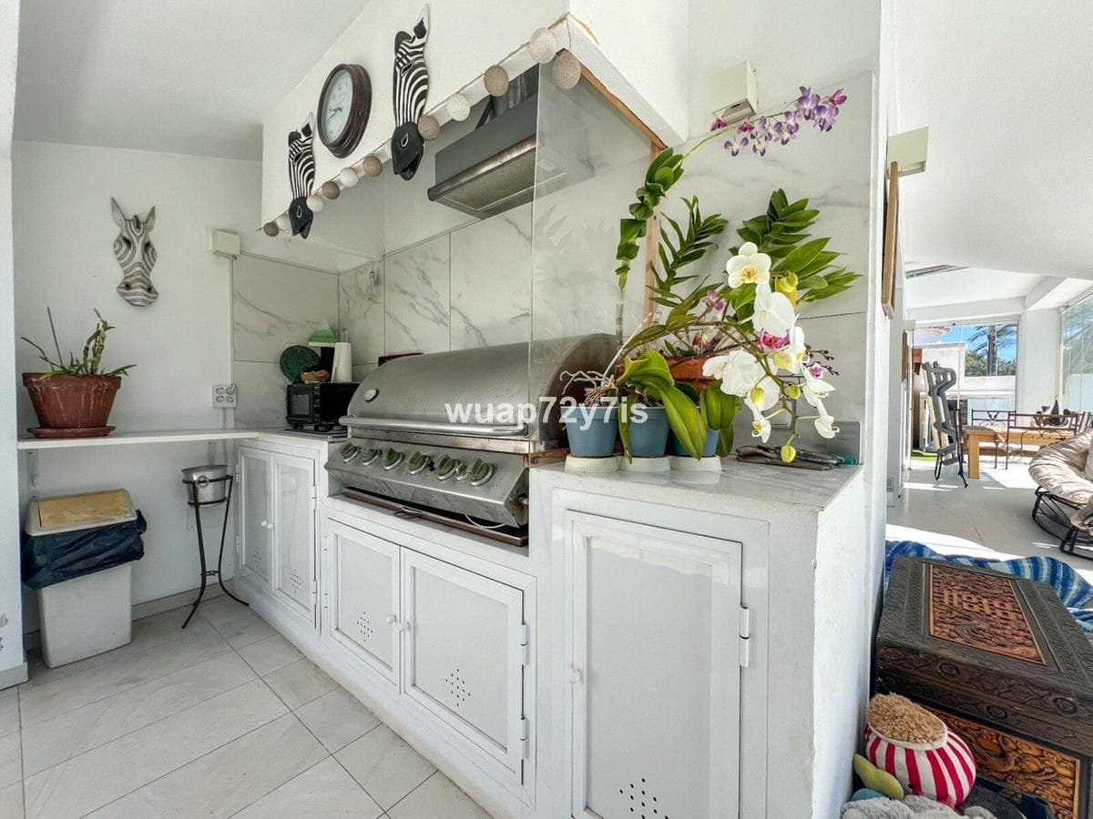3-slaapkamer villa met zeezicht in Costalita, Estepona in Costalita - foto 14