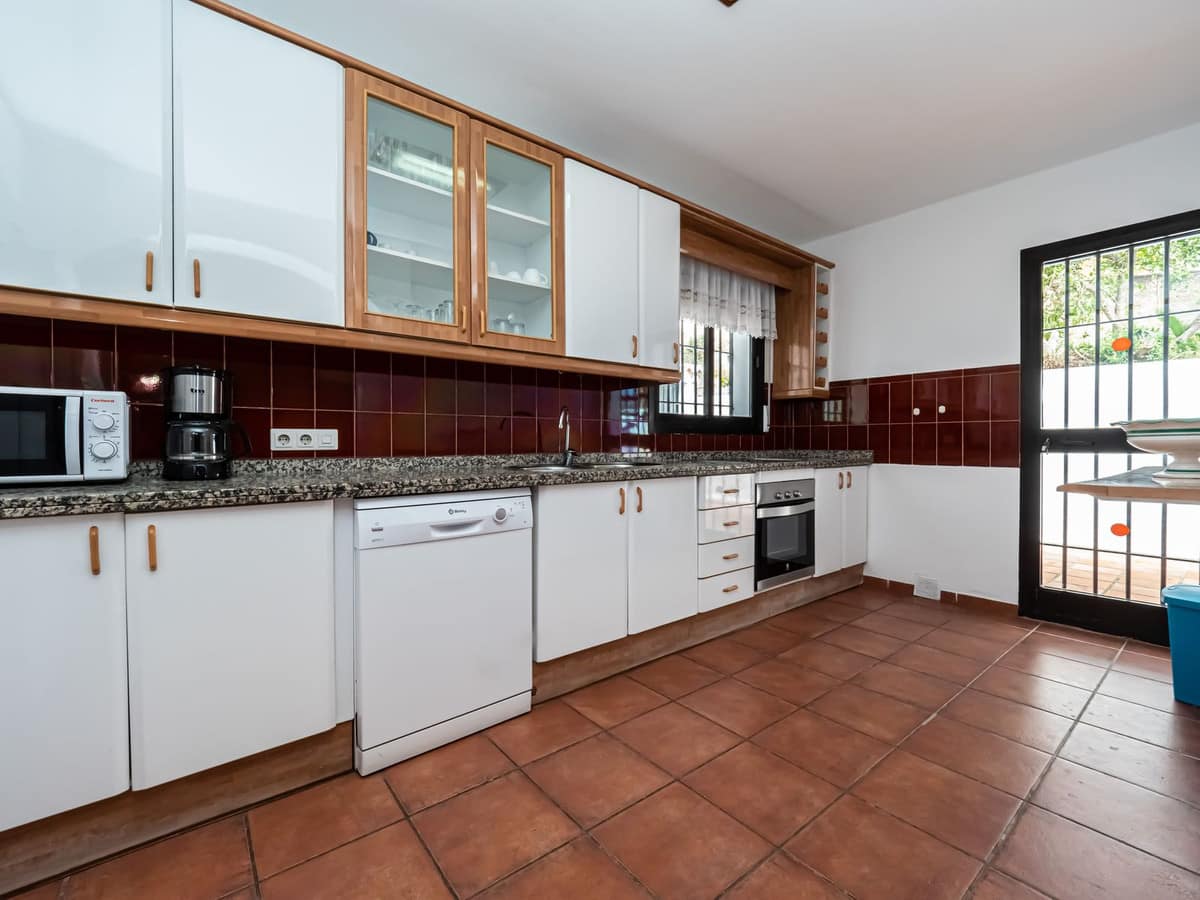 Finca met 4 slaapkamers in Nerja met zeezicht in Nerja - foto 13