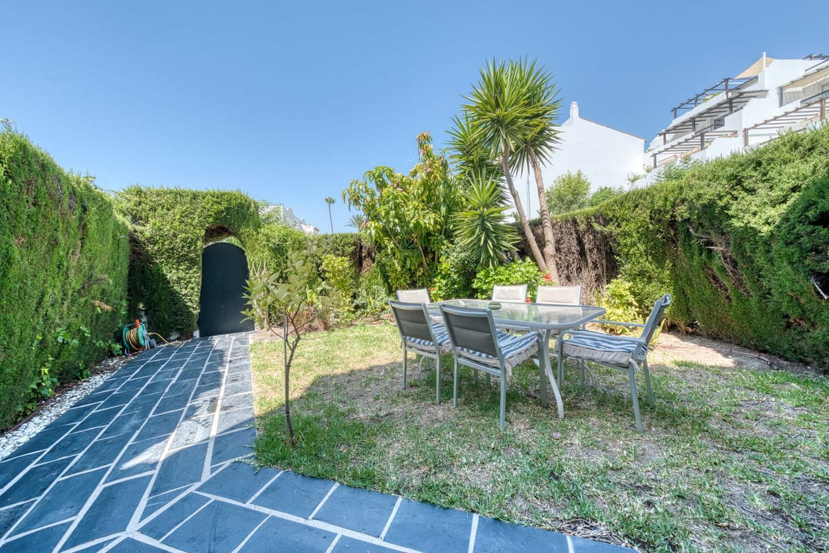 Drie-slaapkamer stadswoning in Bel Air met privé tuin in Bel Air - foto 5