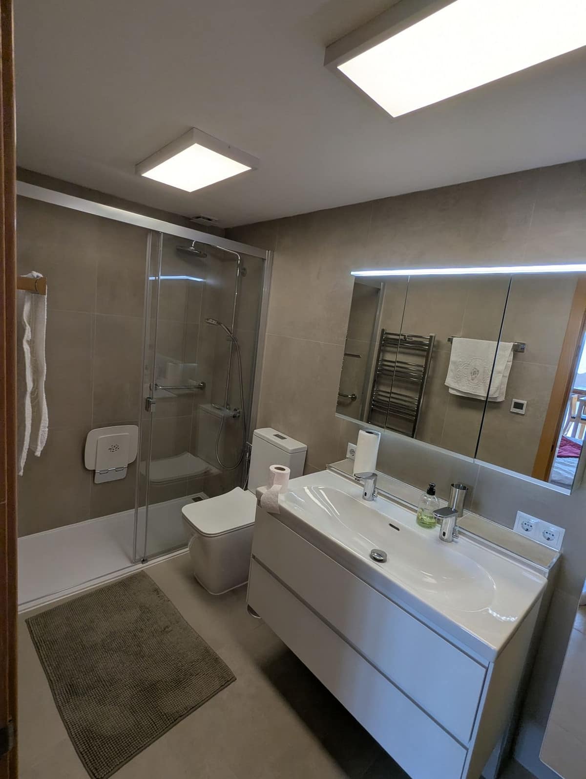 2-slaapkamer duplex penthouse met panoramisch uitzicht in Casares in Casares - foto 14