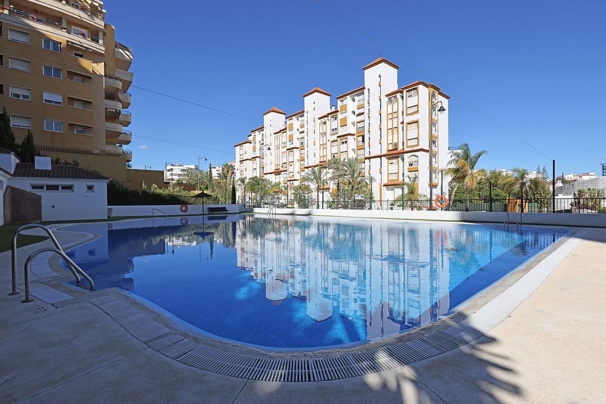 Drie-slaapkamerappartement in Estepona in Estepona - foto 16