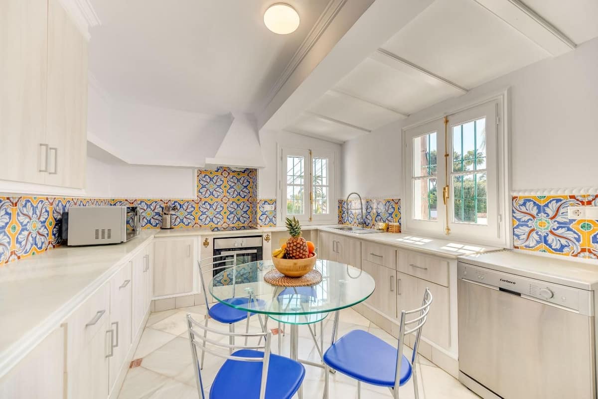 Villa met vijf slaapkamers in Nueva Andalucía in Nueva Andalucía - foto 9