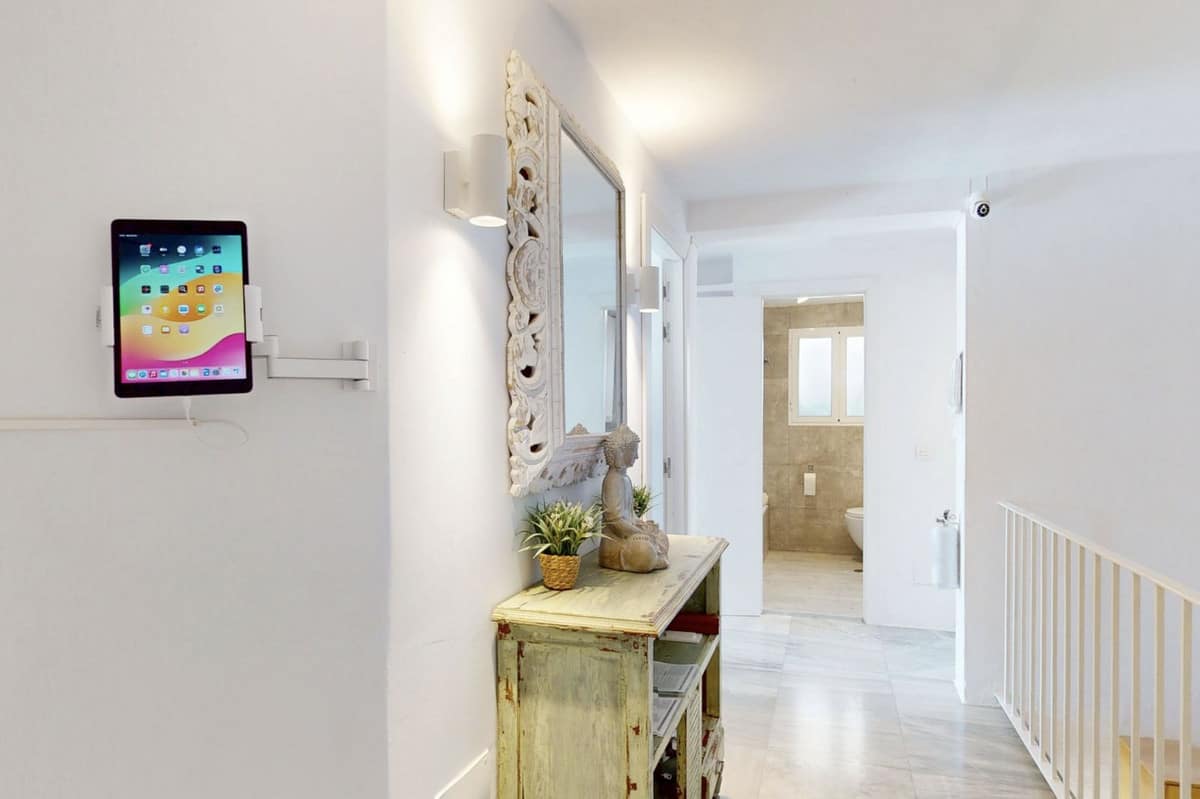 Appartement met 4 slaapkamers in Estepona, volledig gerenoveerd in Estepona - foto 11