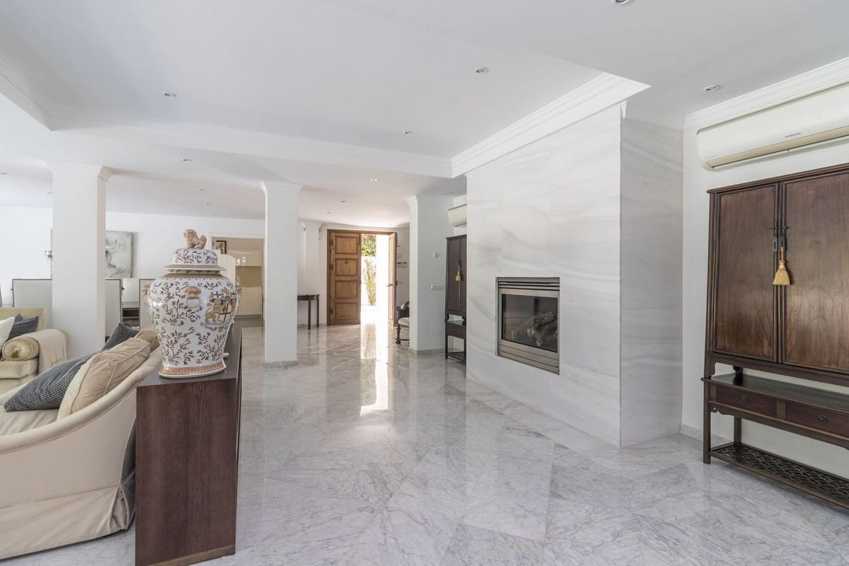 Luxe villa met 5 slaapkamers in Los Monteros Playa in Los Monteros - foto 8
