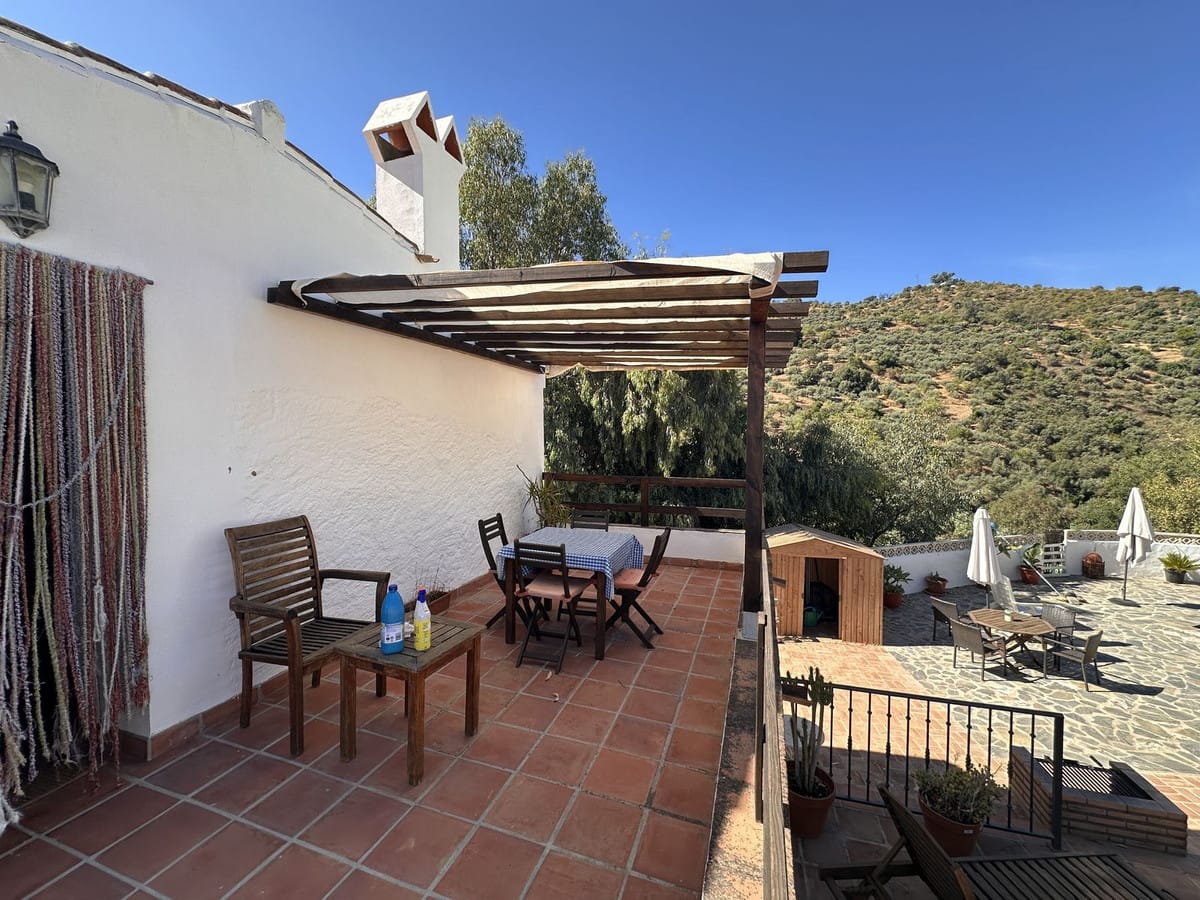 6 bedroom House in Comares in Comares - foto 12