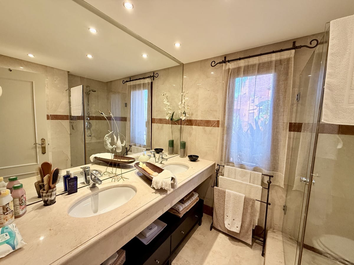 Appartement met 3 slaapkamers in Estepona in Estepona - foto 14