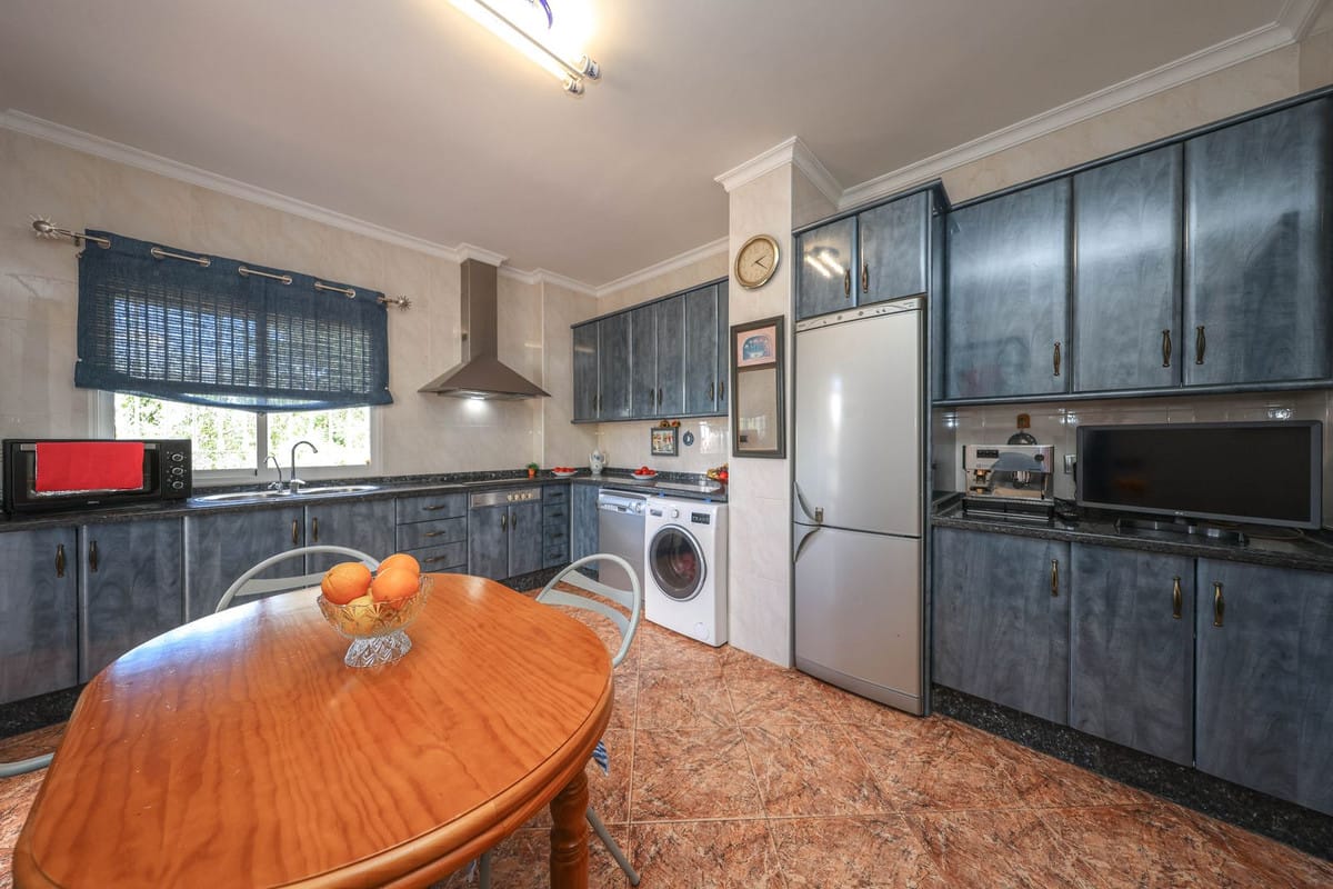 Vrijstaande villa met 3 slaapkamers in Monda in Monda - foto 16