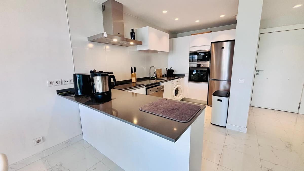 Drie-slaapkamer hoekappartement in Casares Golf in Casares - foto 9