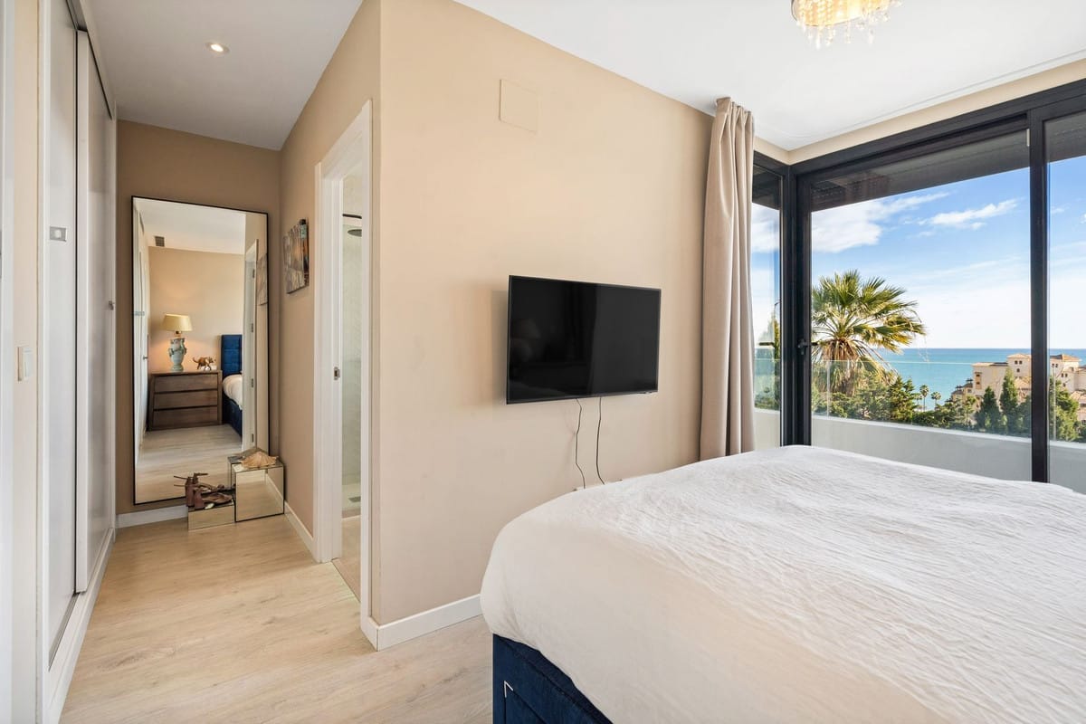 Drie-slaapkamer rijtjeshuis met zeezicht in Fuengirola in Fuengirola - foto 17