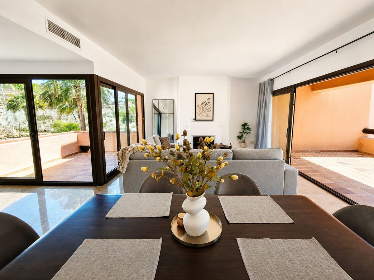 Spectaculair penthouse met zee- en golfbaanuitzicht in San Luis de Sabinillas in San Luis de Sabinillas - foto 5