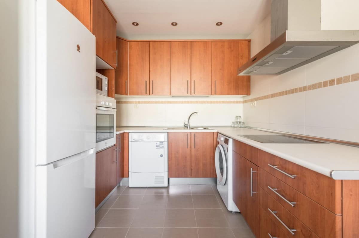 Drie slaapkamers stadswoning met zeezicht in Estepona in Estepona - foto 8