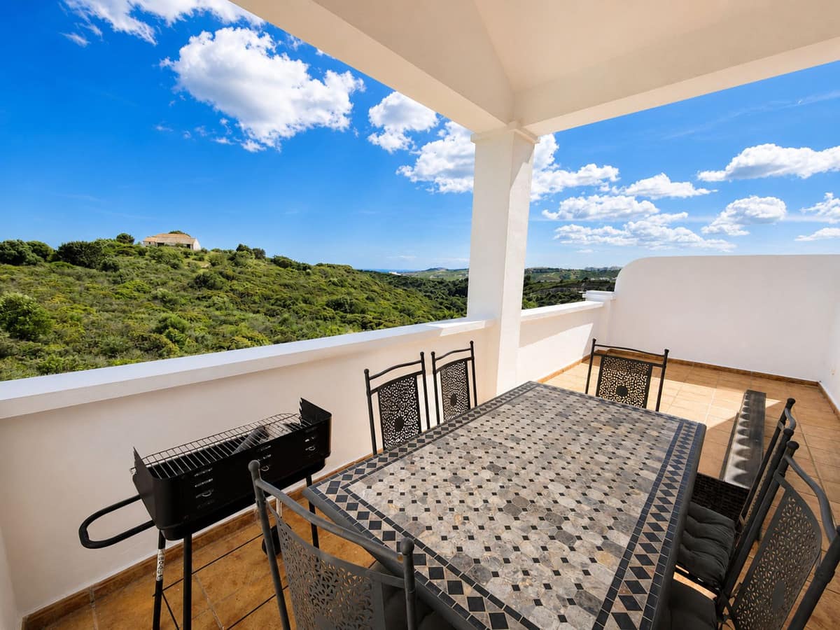 Elegant gerenoveerde rijwoning met panoramisch zeezicht in Doña Julia, Casares Playa in Casares Playa - foto 6