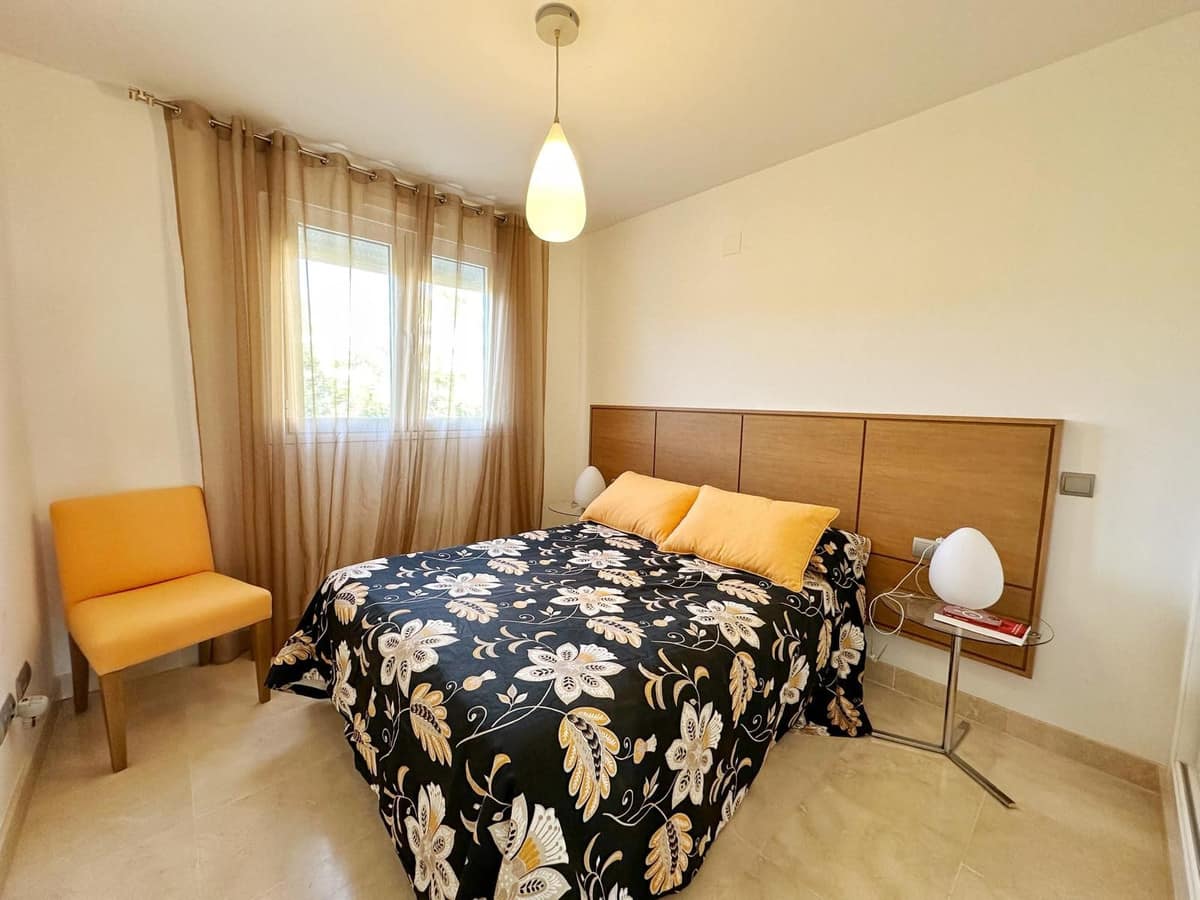 Duplexpenthouse met panoramisch zeezicht in Los Arqueros, Benahavís in Los Arqueros - foto 5