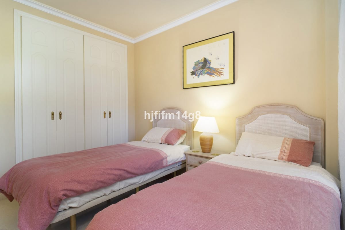 Tweeslaapkamerappartement in El Embrujo Playa nabij Puerto Banús in Puerto Banús - foto 17