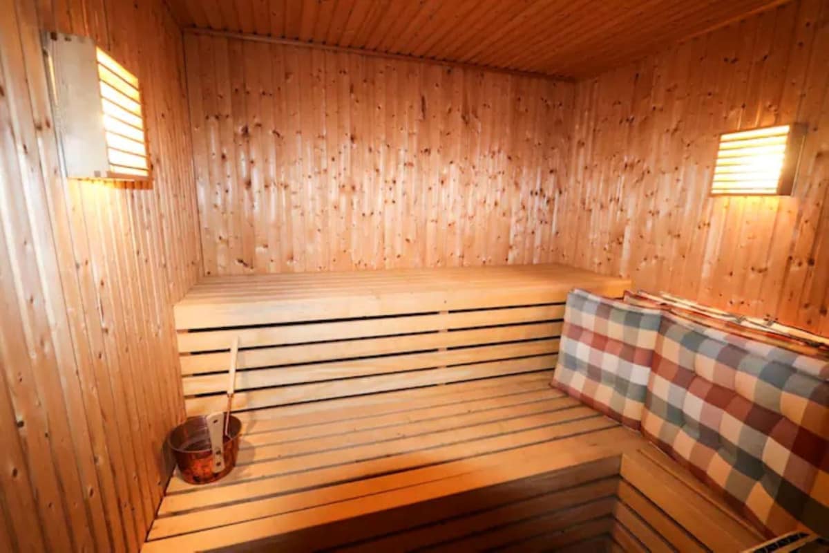 Vrijstaande villa met 5 slaapkamers in Nueva Andalucía in Nueva Andalucía - foto 20