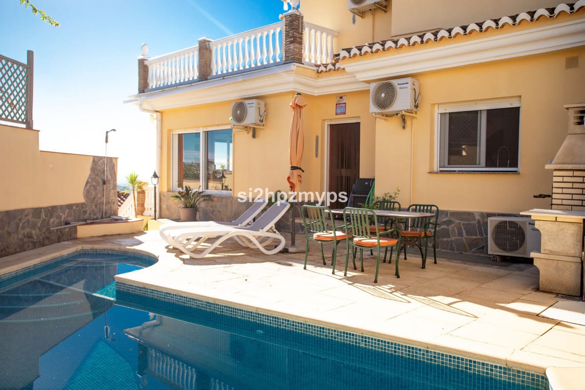 Villa met zwembad in Torrox Costa (3 slaapkamers) in Torrox - foto 5