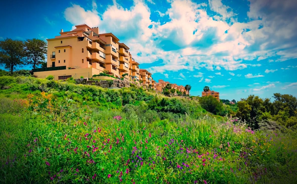 Appartement met 2 slaapkamers in Estepona in Estepona - foto 2