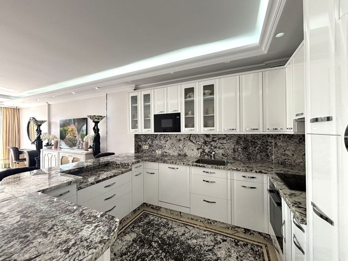 3 bedroom Apartment in Puerto Banús in Puerto Banús - foto 7