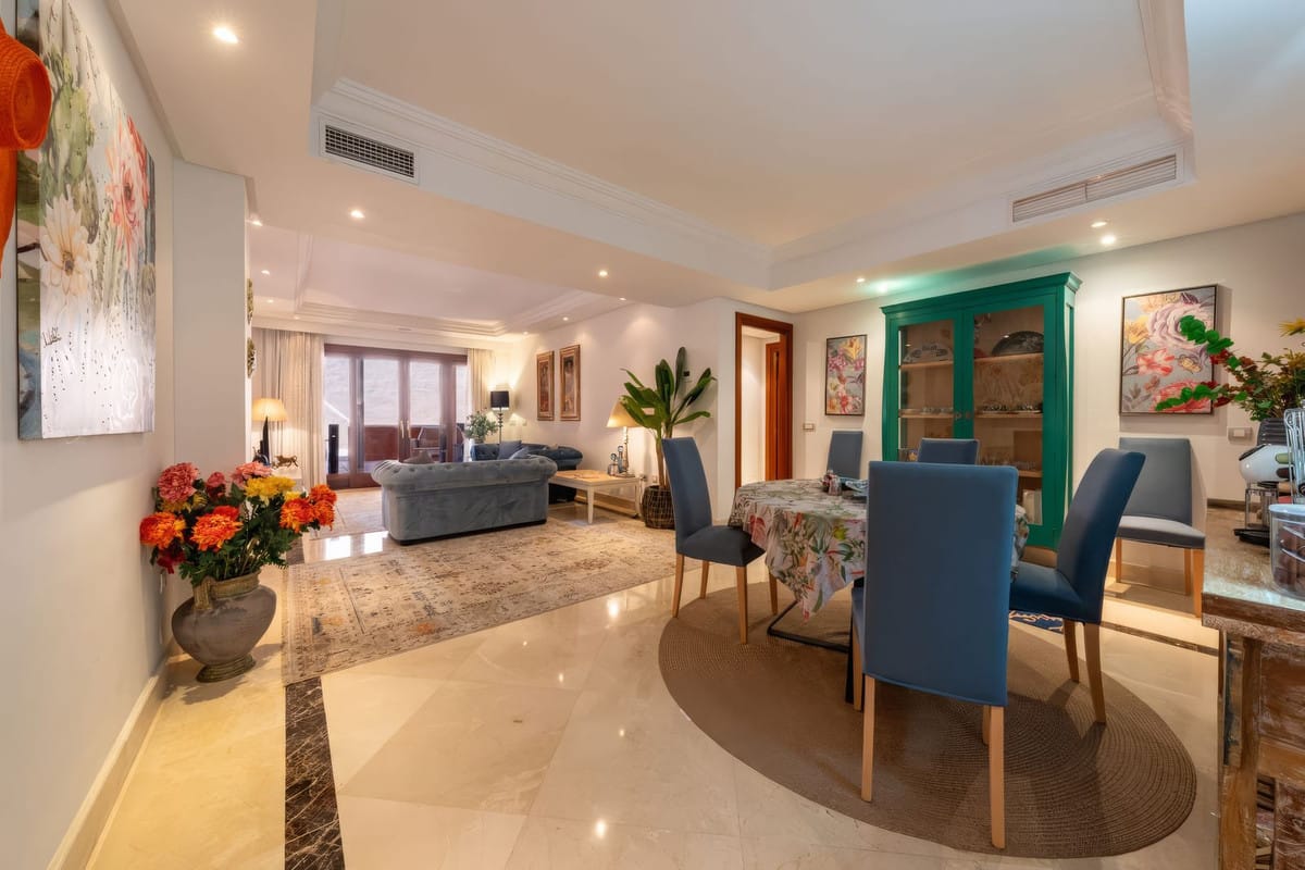 3-slaapkamer appartement aan het strand met overdraagbare toeristenvergunning | New Golden Mile, Estepona in New Golden Mile - foto 2