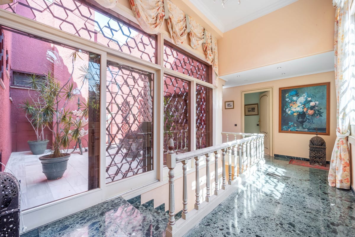 Villa met 9 slaapkamers in Estepona in Estepona - foto 15