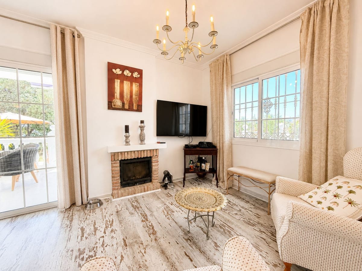 Gelijkvloers appartement met privéterras en tuin aan Estepona Golf in Estepona - foto 5