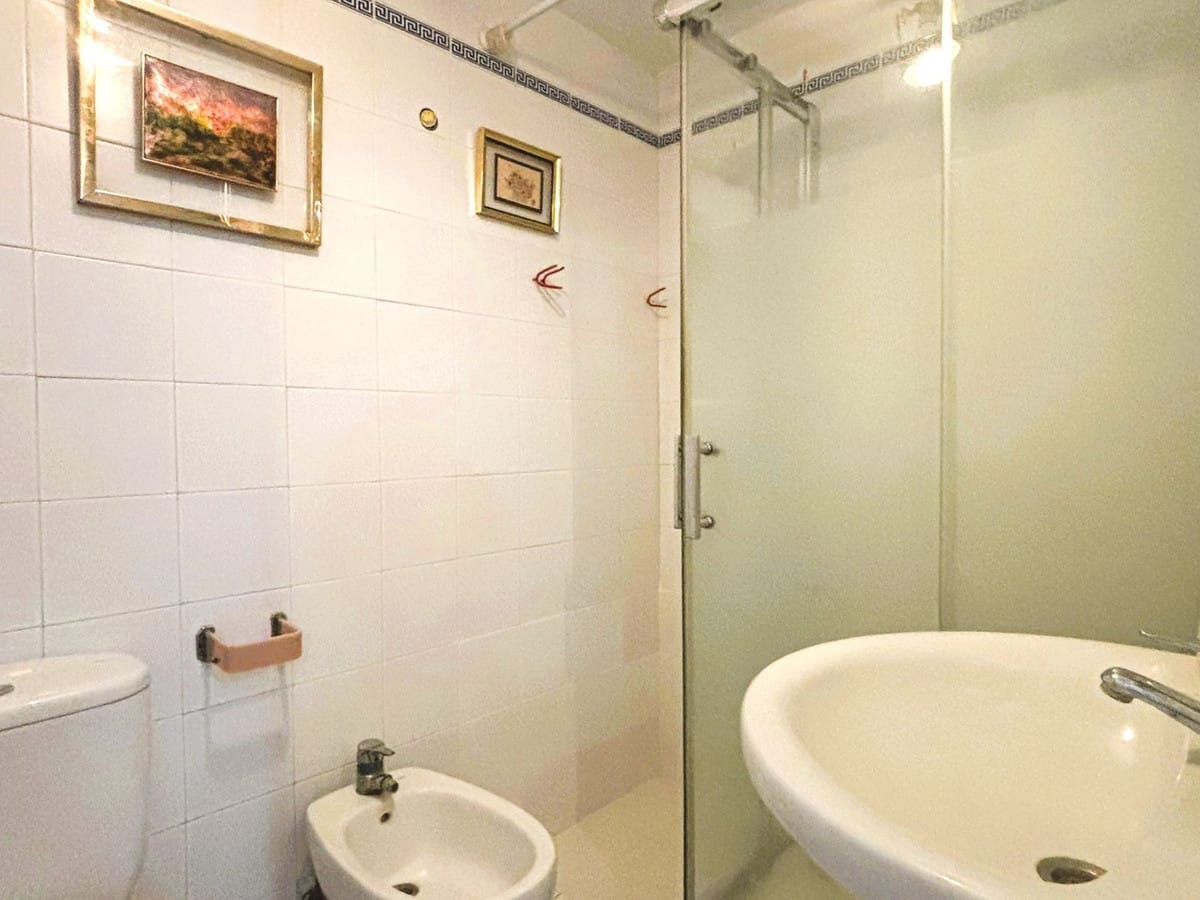 Appartement met 2 slaapkamers in Marbella in Marbella - foto 11