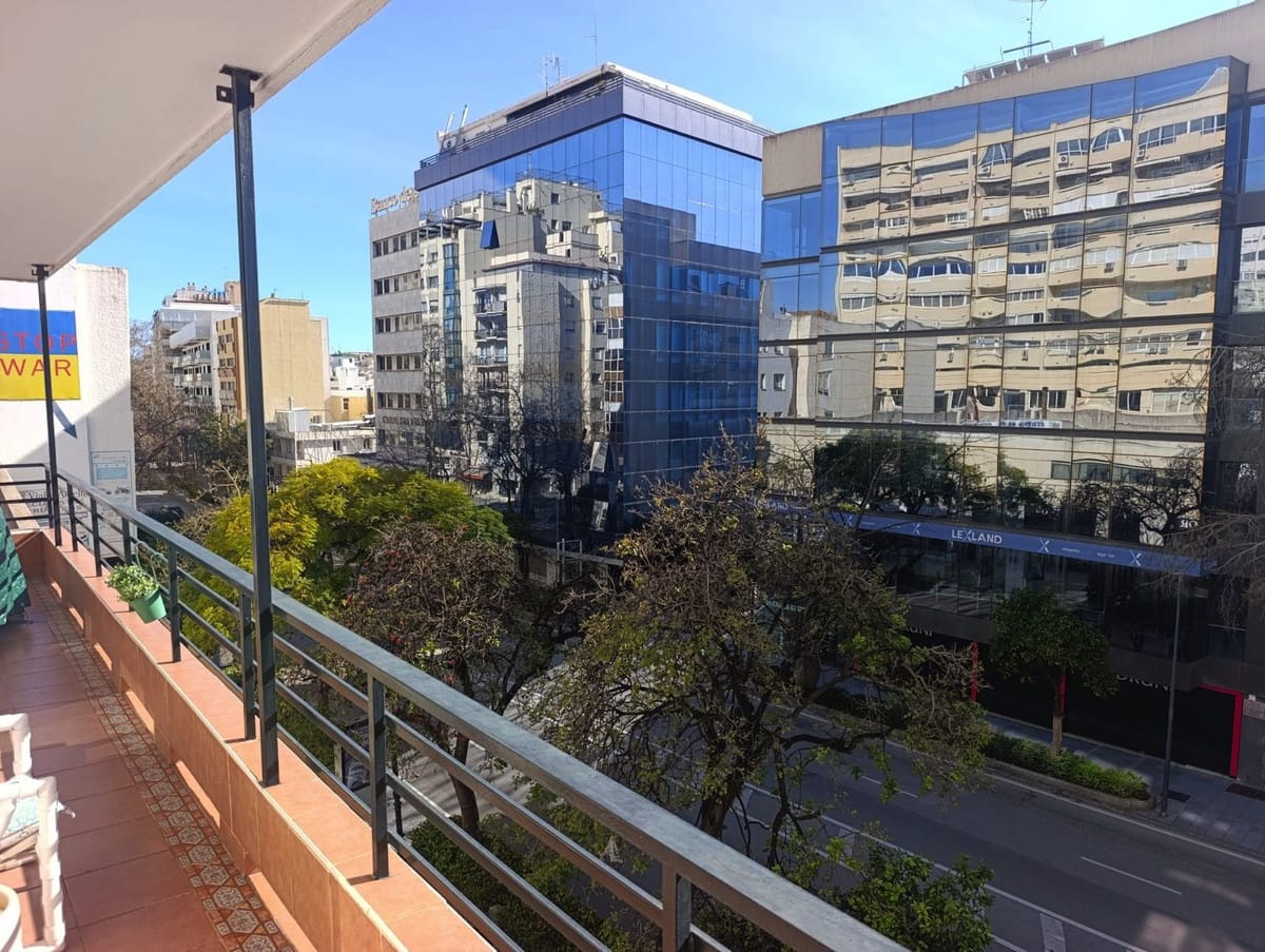 Appartement met 4 slaapkamers in Marbella in Marbella - foto 2