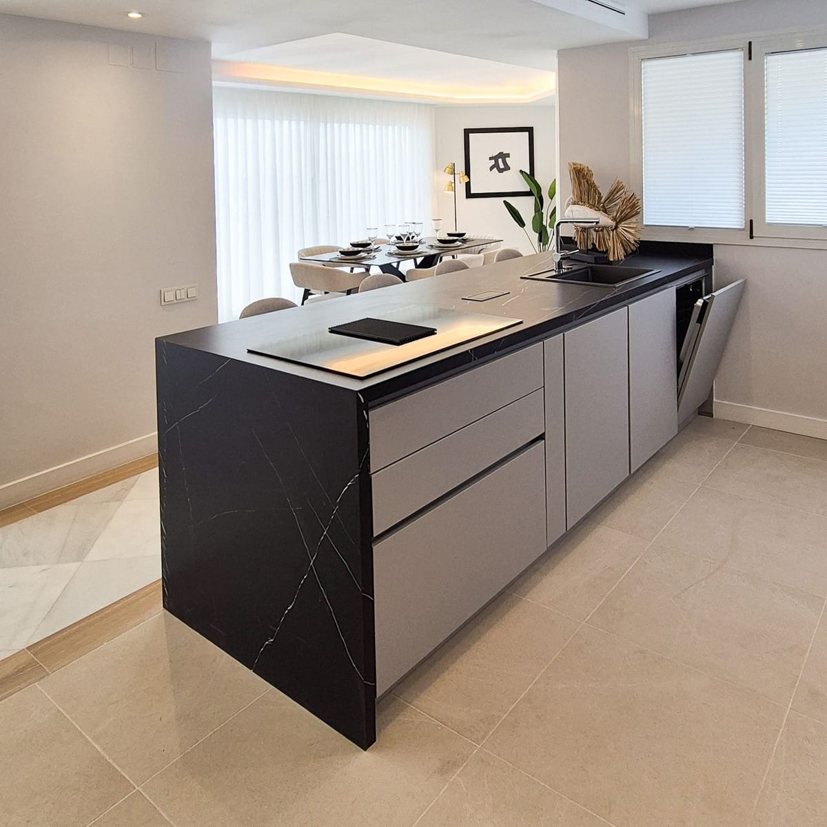 Drie-slaapkamer duplexpenthouse in Marbella in Marbella - foto 7