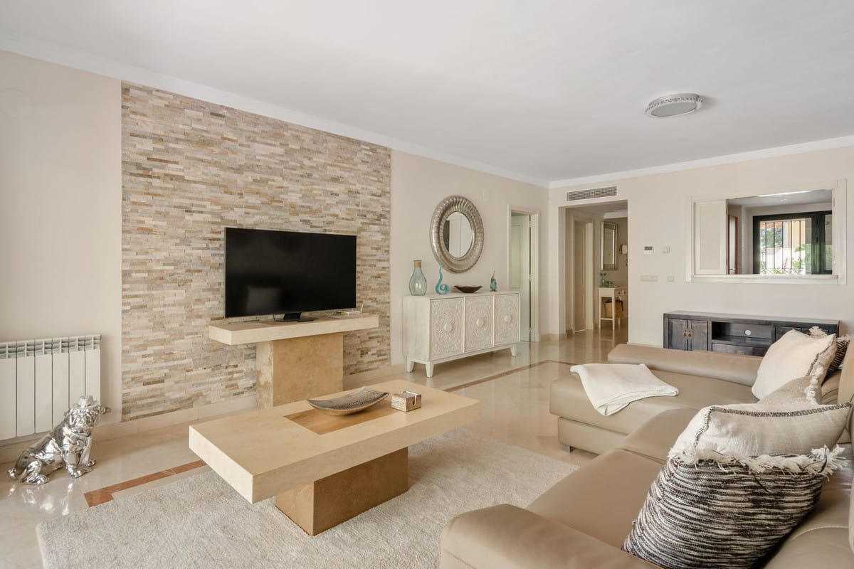 3 bedroom Apartment in Nueva Andalucía in Nueva Andalucía - foto 5