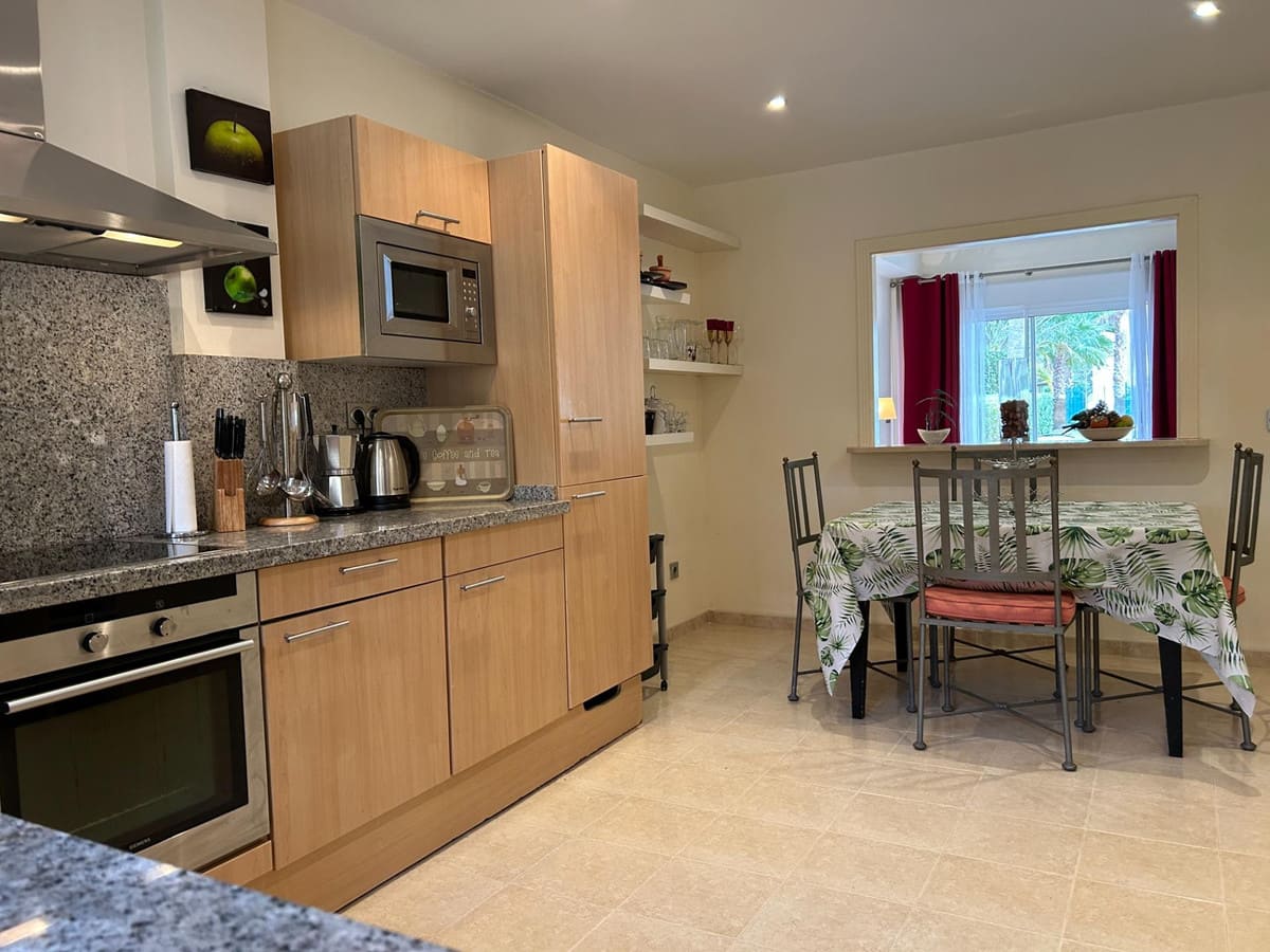 Rijwoning aan de eerste golflijn in San Roque Club in San Roque Club - foto 10