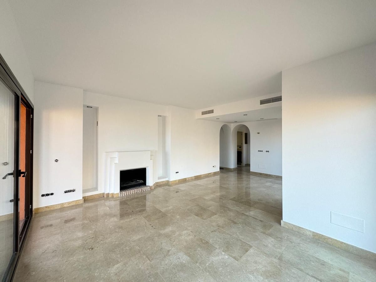 3-slaapkamer penthouse in San Luis de Sabinillas in San Luis de Sabinillas - foto 15