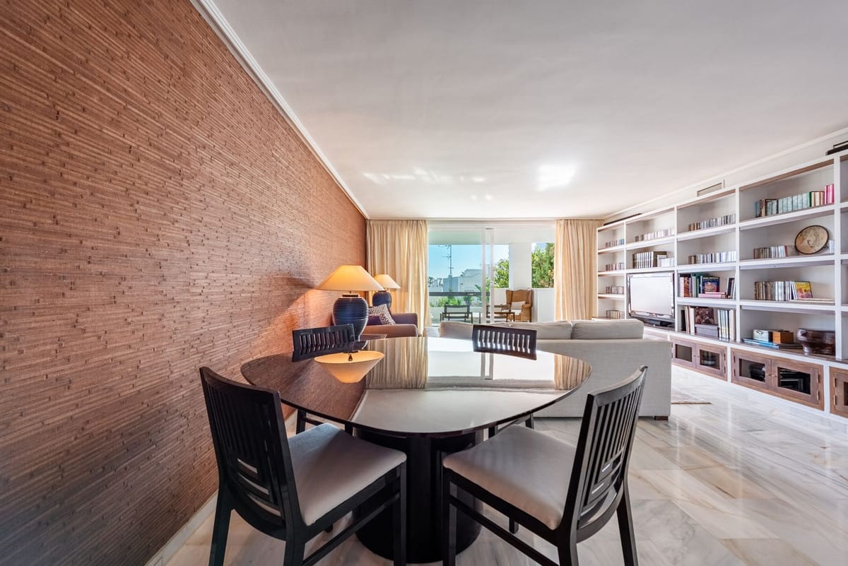 2-slaapkamer appartement met zeezicht in Bel Air in Bel Air - foto 5