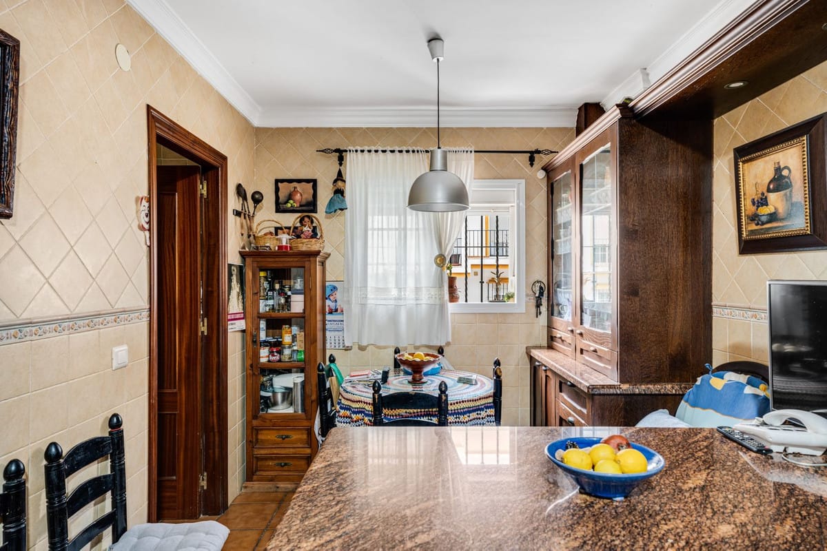 7-slaapkamer villa in Estepona, Málaga – 236 m² gebouwd in Estepona - foto 13